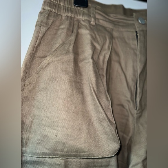 EUC‼️❄️ Green Cargos! - Picture 5 of 6